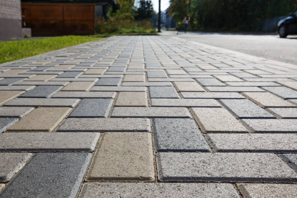 Best Driveway Pavers Cost  in East Hemet, CA
